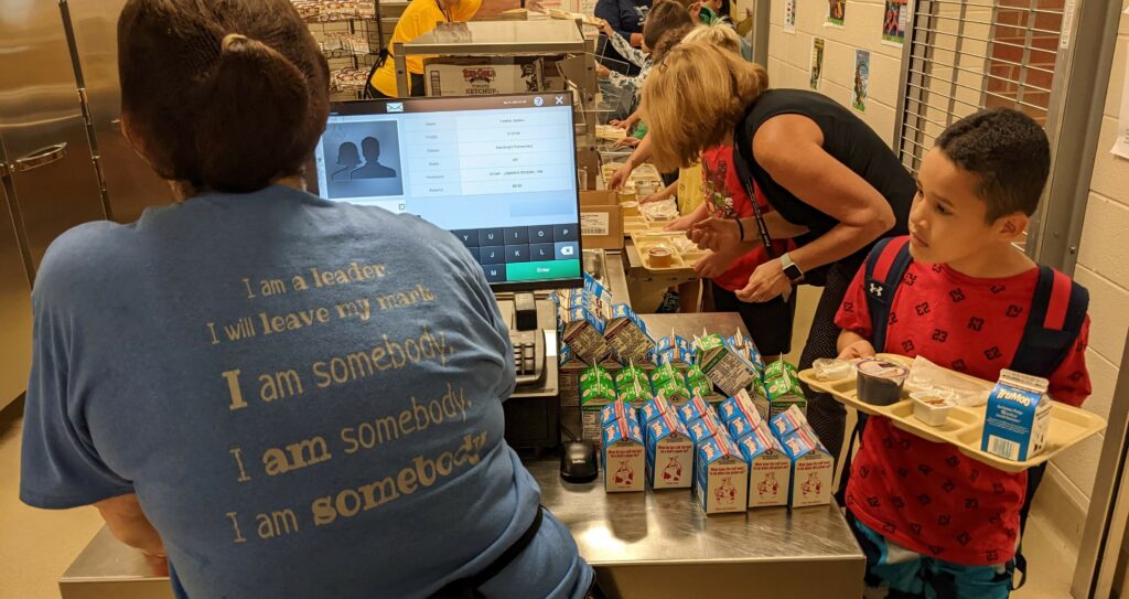 student buying food